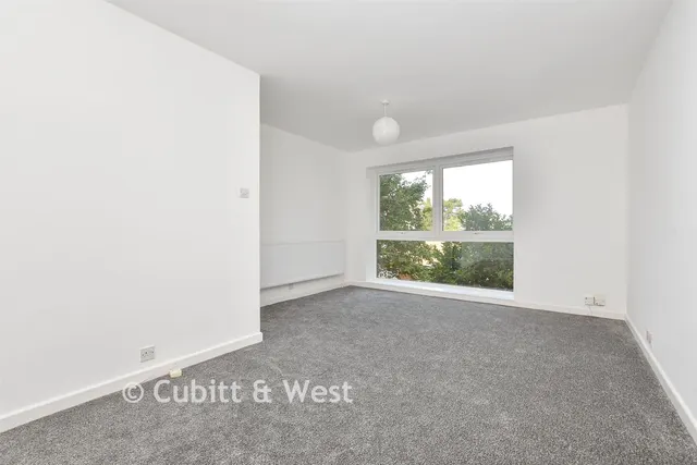 Maldon Road, Wallington, SM6, photo 2