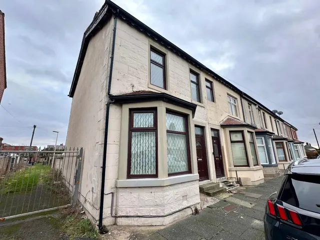 Linfield Terrace, Blackpool, photo 1