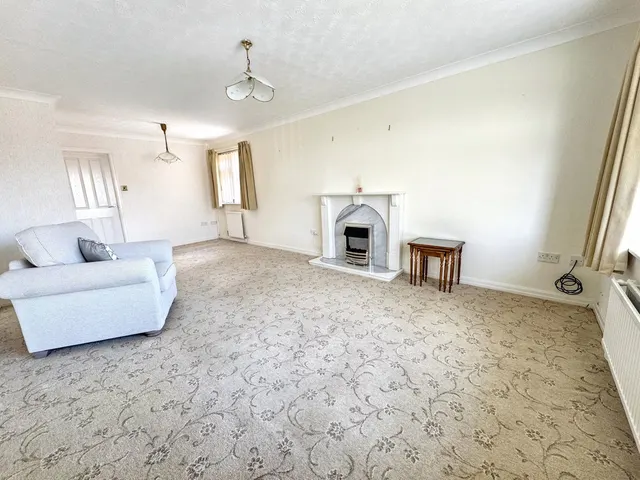 Photo 2 — Maen Gwyn, Abergele, Conwy, LL22 7BZ