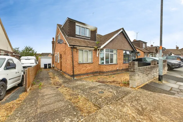 4 bedroom house, Gillsway, Northampton, NN2
