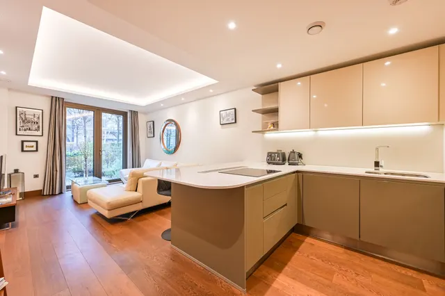 Apartment 6, St Dunstans House, 133-137 Fetter Lane, London, photo 1