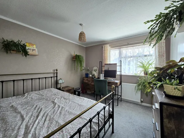 Photo 3 — Ringway, Northampton, NN4 8SQ