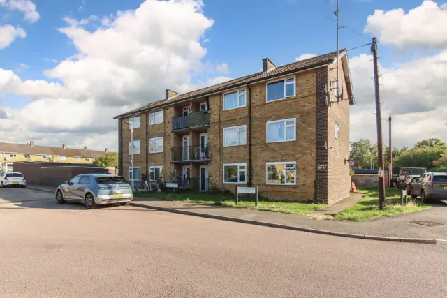 Eastwick Row, Hemel Hempstead, HP2, photo 1