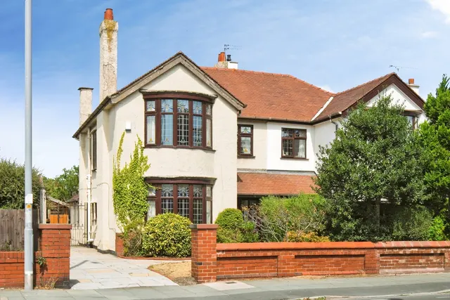 Mersey Road, Crosby, L23, photo 1