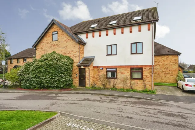 Joan Lawrence Place, Headington, Oxford, photo 1