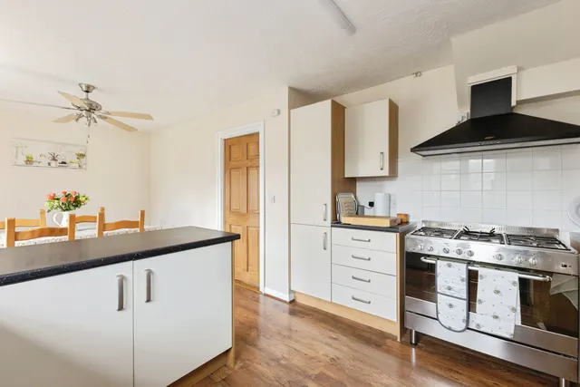 Crowhurst Lane, Bexhill-On-Sea, TN39, photo 1