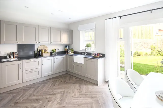 Ively Road, Fleet, GU51, photo 2