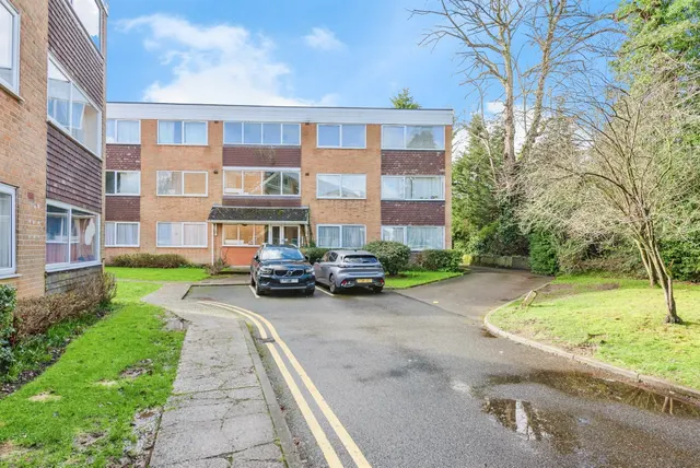 Lichfield Road, Sutton Coldfield, photo 1
