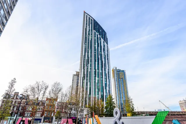 Apartment 304, The Strata, 8 Walworth Road, London, photo 1