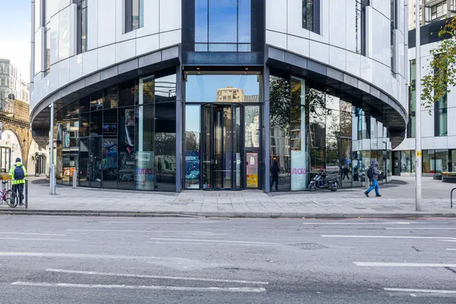 Photo 2 — Apartment 304, The Strata, 8 Walworth Road, London
