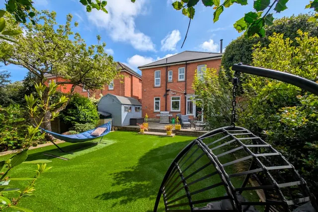 Fitzharris Avenue, Bournemouth, BH9, photo 1