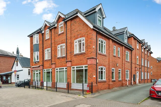 Main Street, Frodsham, photo 1