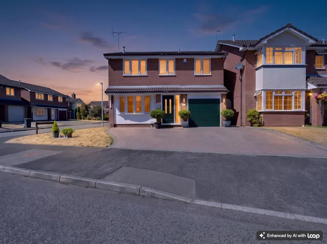 Photo 2 — Leyland Grove, Haslington