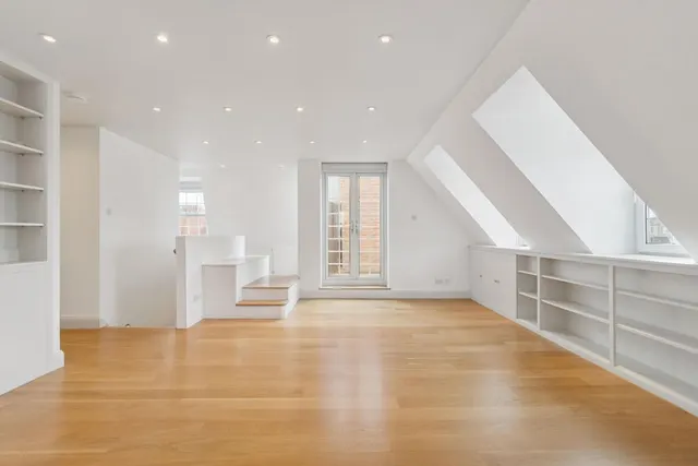 Elystan Street, London, SW3, photo 2