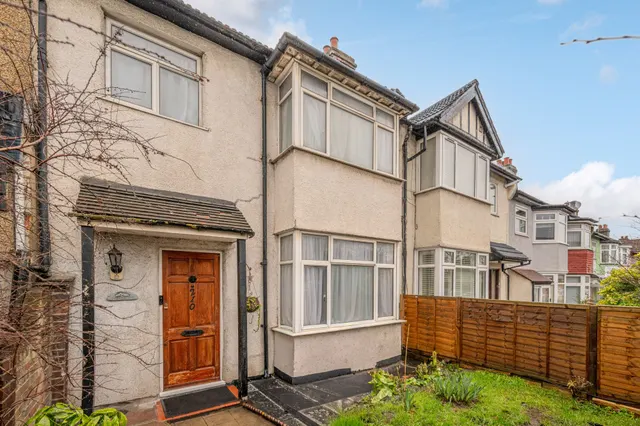 210 Eardley Road, London, photo 1