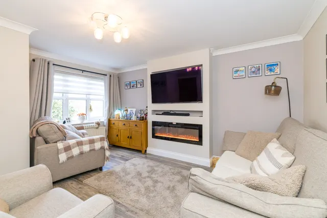 Naburn Drive, Orrell, WN5, photo 3