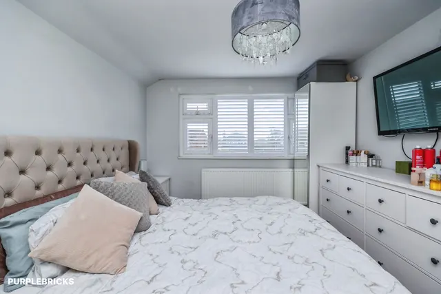 Rothwell Close, Silverdale, NG11, photo 3