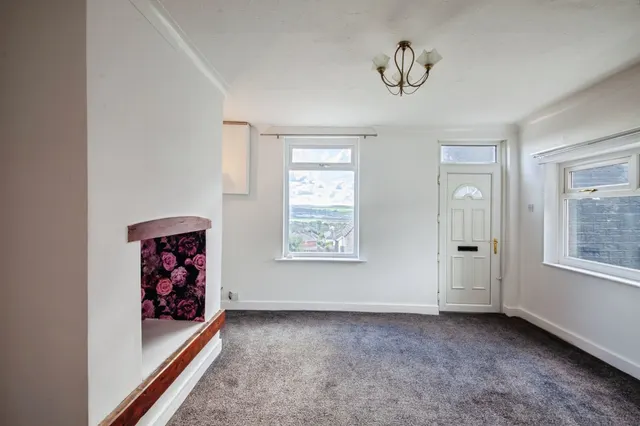 New Road, Staincross, S75, photo 2