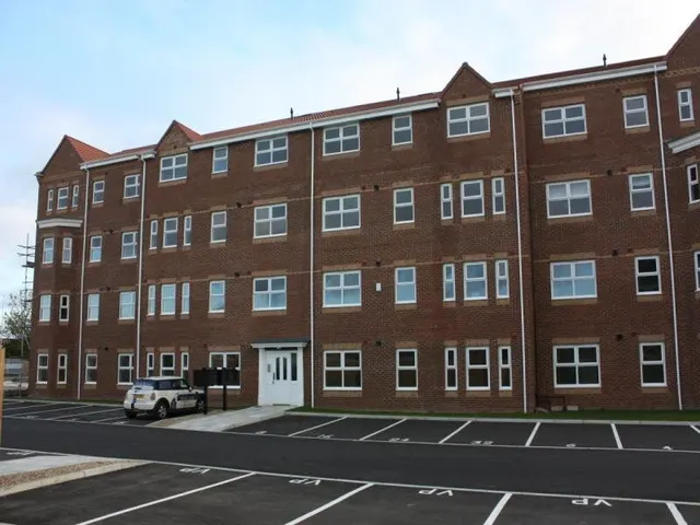 Photo 2 — Lingwood Court, Thornaby, Durham, TS17
