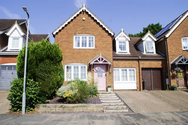 Lime Way, Heathfield, TN21 8YB, photo 1