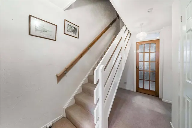 Photo 2 — Tomtain Brae, Cumbernauld, Glasgow, North Lanarkshire, G68