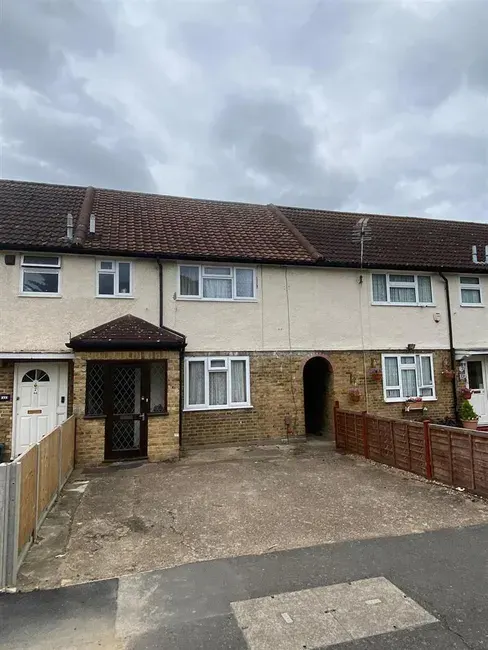 Frays Waye, Uxbridge