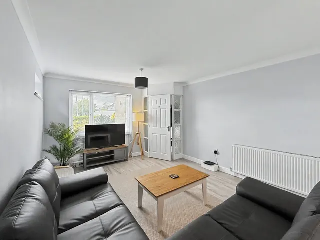 Wareham Road, Corfe Mullen, BH21, photo 3