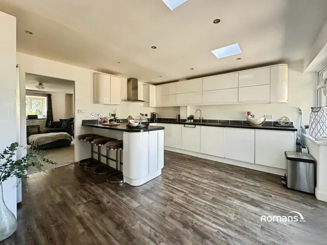 Strawberry Fields, Bramley, RG26, photo 2