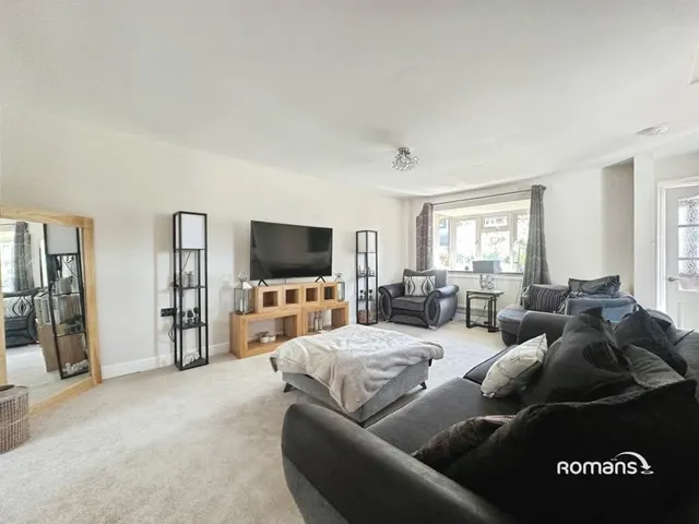 Strawberry Fields, Bramley, RG26, photo 3