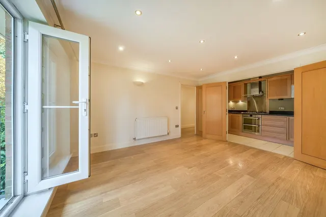 The Avenue, Beckenham, BR3, photo 2