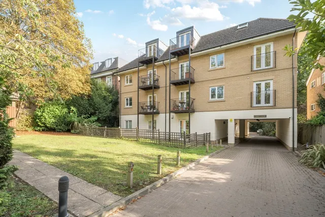 The Avenue, Beckenham, BR3, photo 1