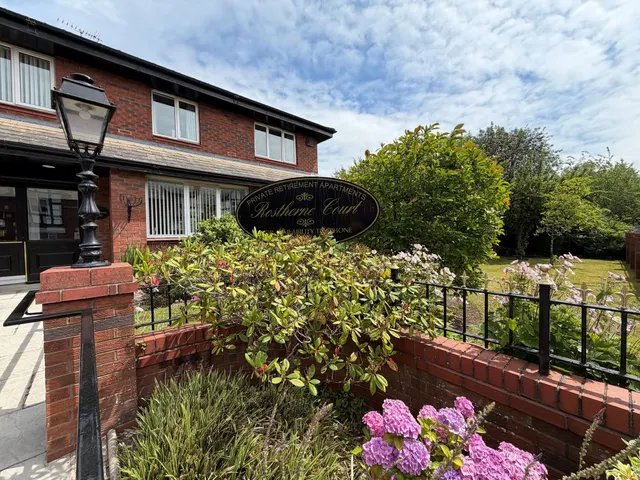 Brown Street, Rostherne Court, WA14, photo 2