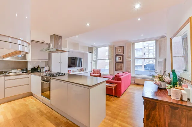 Flat 23, 71-73 Upper Berkeley Street, London, photo 1
