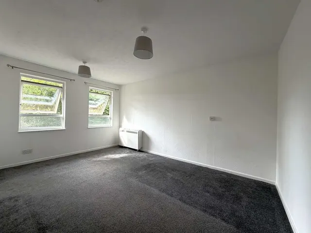 Photo 2 — Linden Road, Maidstone, Kent, ME17 4RA
