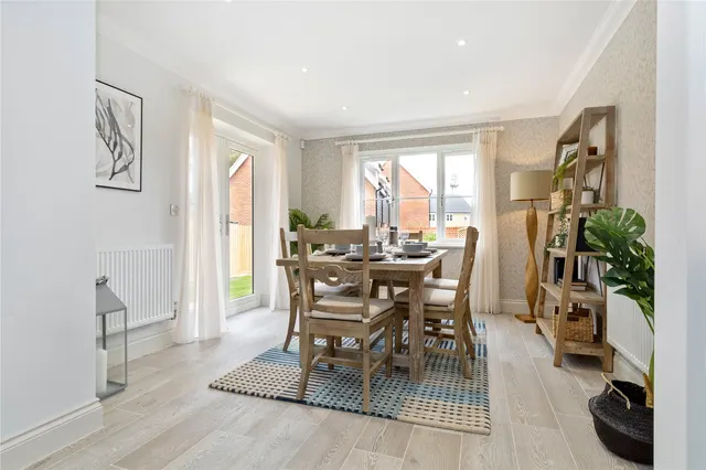 Chediston Place, Halesworth, IP19, photo 3