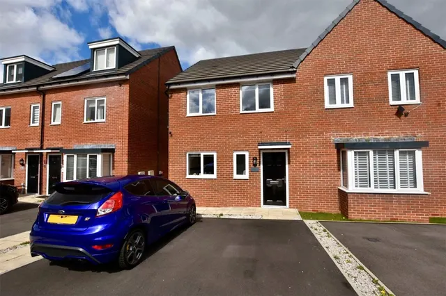 Savoy Street, Accrington, BB5, photo 1