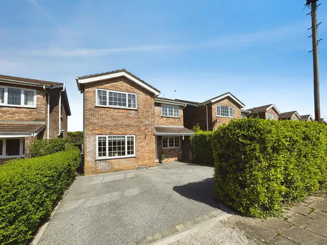 Waunlon, Newton, Porthcawl, CF36 5RT, photo 1