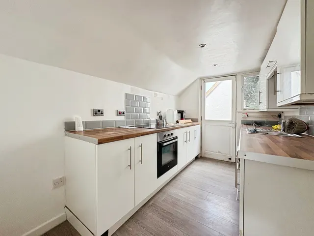 Little Whyte Huntingdon, PE26, photo 1