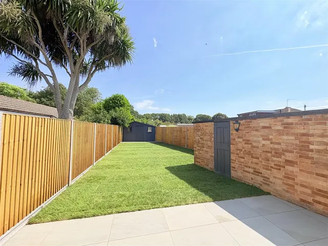 Cuckoo Lane, Stubbington, Fareham, photo 1
