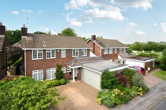Mandeville Road, Prestwood, HP16, photo 1