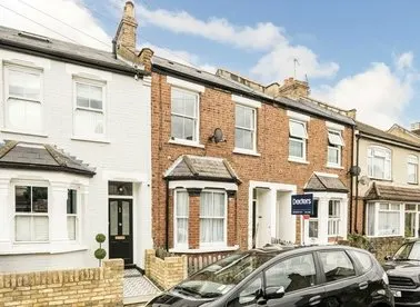 Castle Road, Isleworth, TW7, photo 1