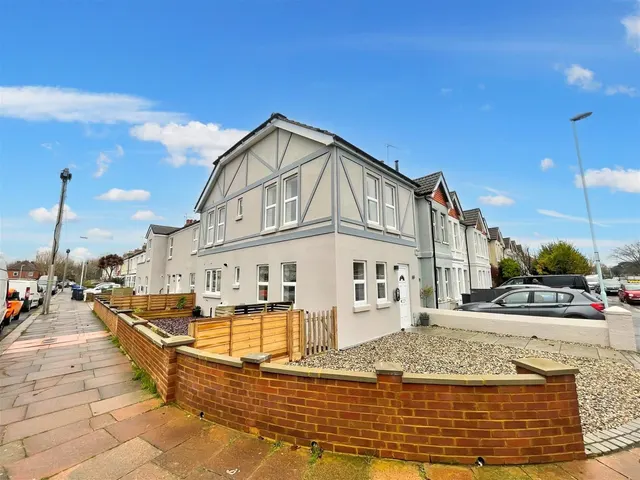 The Drive, Worthing, photo 1