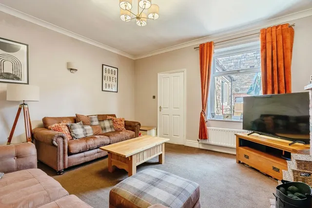 Photo 3 — Lennox Street, Worsthorne, Burnley, Lancashire, BB10