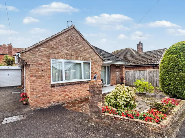 Crossingfields Drive, Exmouth, EX8