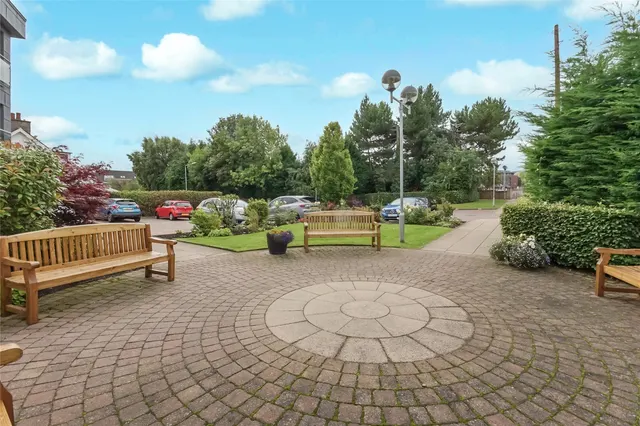 Lauder Court, Staneacre Park, ML3, photo 2