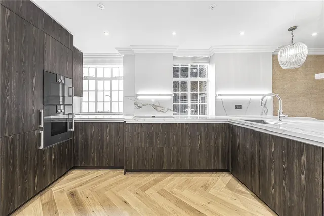 Curzon Street, Mayfair, W1J, photo 2
