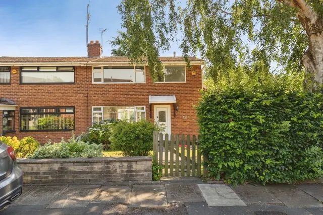 Ardenfield, Denton, Manchester, Greater Manchester, M34, photo 1