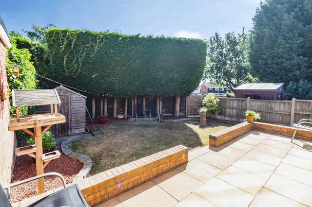 Tudor Close, Stone, ST15, photo 2