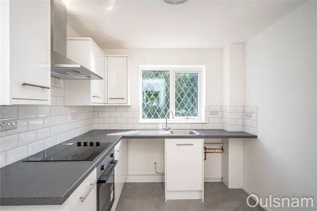 Photo 3 — Lynden Close, Bromsgrove, Worcestershire, B61 8PD