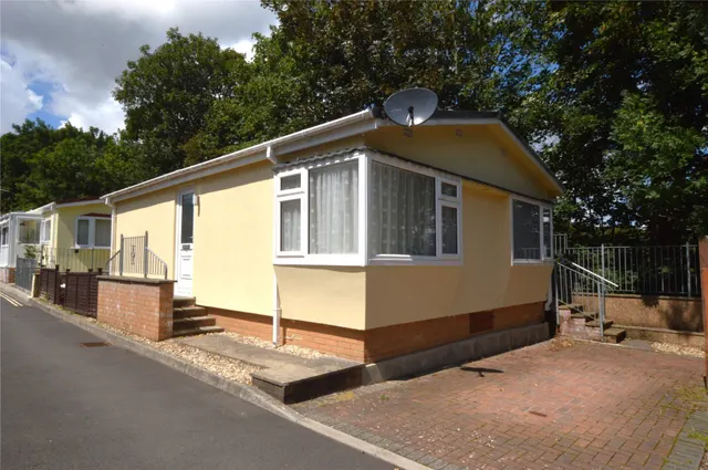 Glenfield Close, Glenholt Park, Plymouth, Devon, PL6